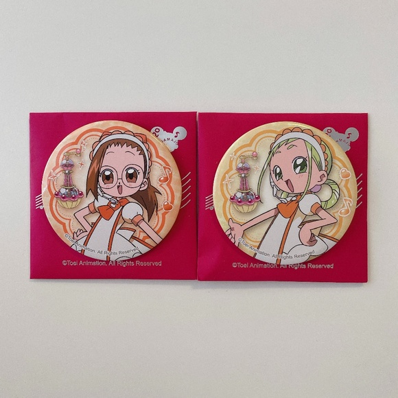 Ojamajo Doremi Large Pin Badges Set of 2 - Picture 1 of 3